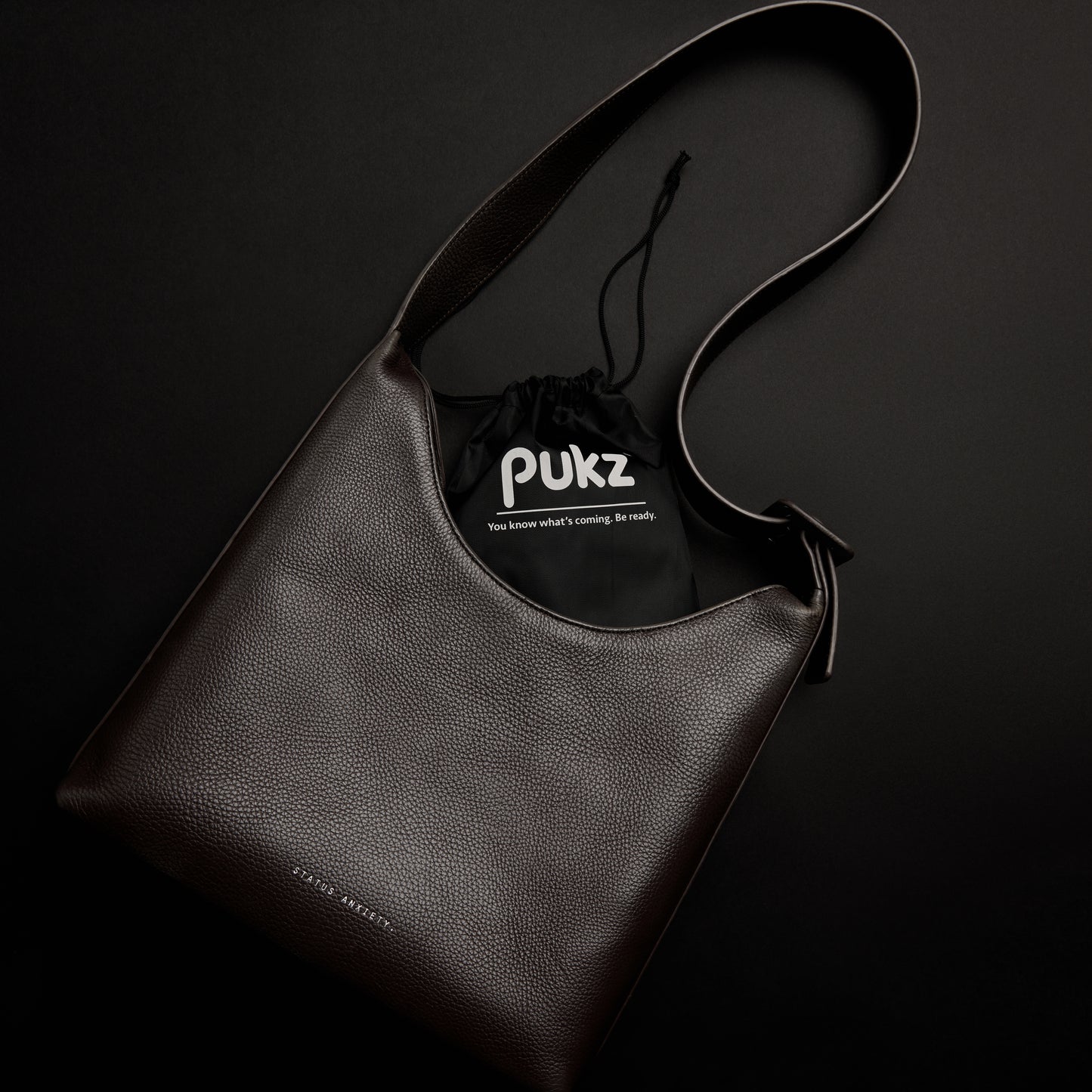 TRAVEL POUCH